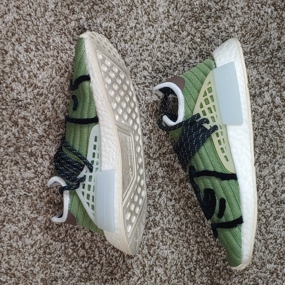 Adidas BBC Ice cream Pharrell Williams Human Race Running Dog Shoes Men's 6.5 - Picture 2 of 6